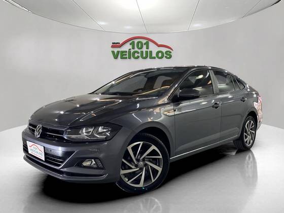 VOLKSWAGEN VIRTUS 1.0 200 TSI HIGHLINE AUTOMÁTICO
